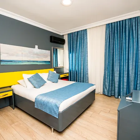 Otel Mera Park 3*