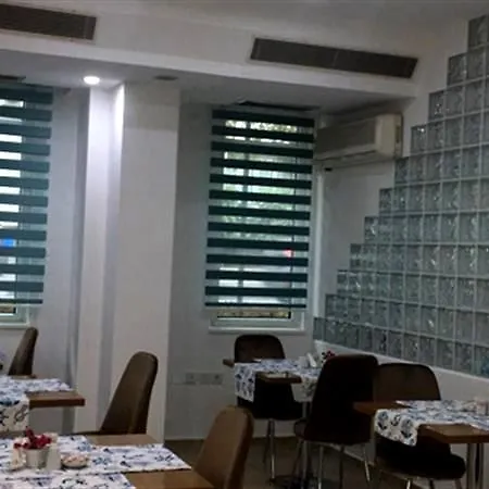 Mera Park Hotell